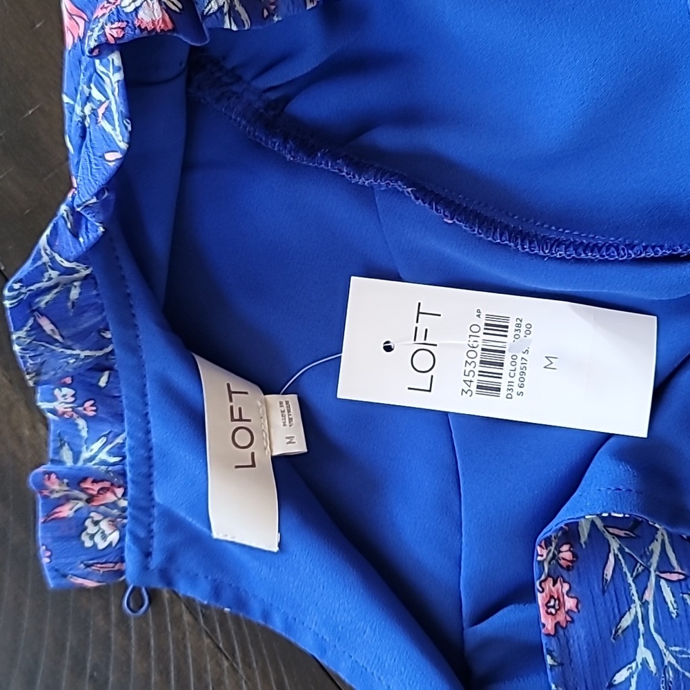 NWT LOFT Floral Ruffle Neck Puff Sleeve Top Cottagecore Blue, size M - Picture 10 of 10